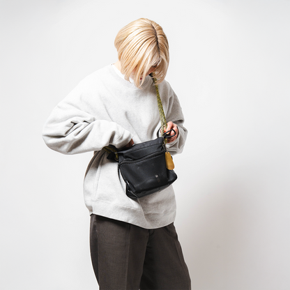 CYCLE MESH MINI BAG  (BLACK)