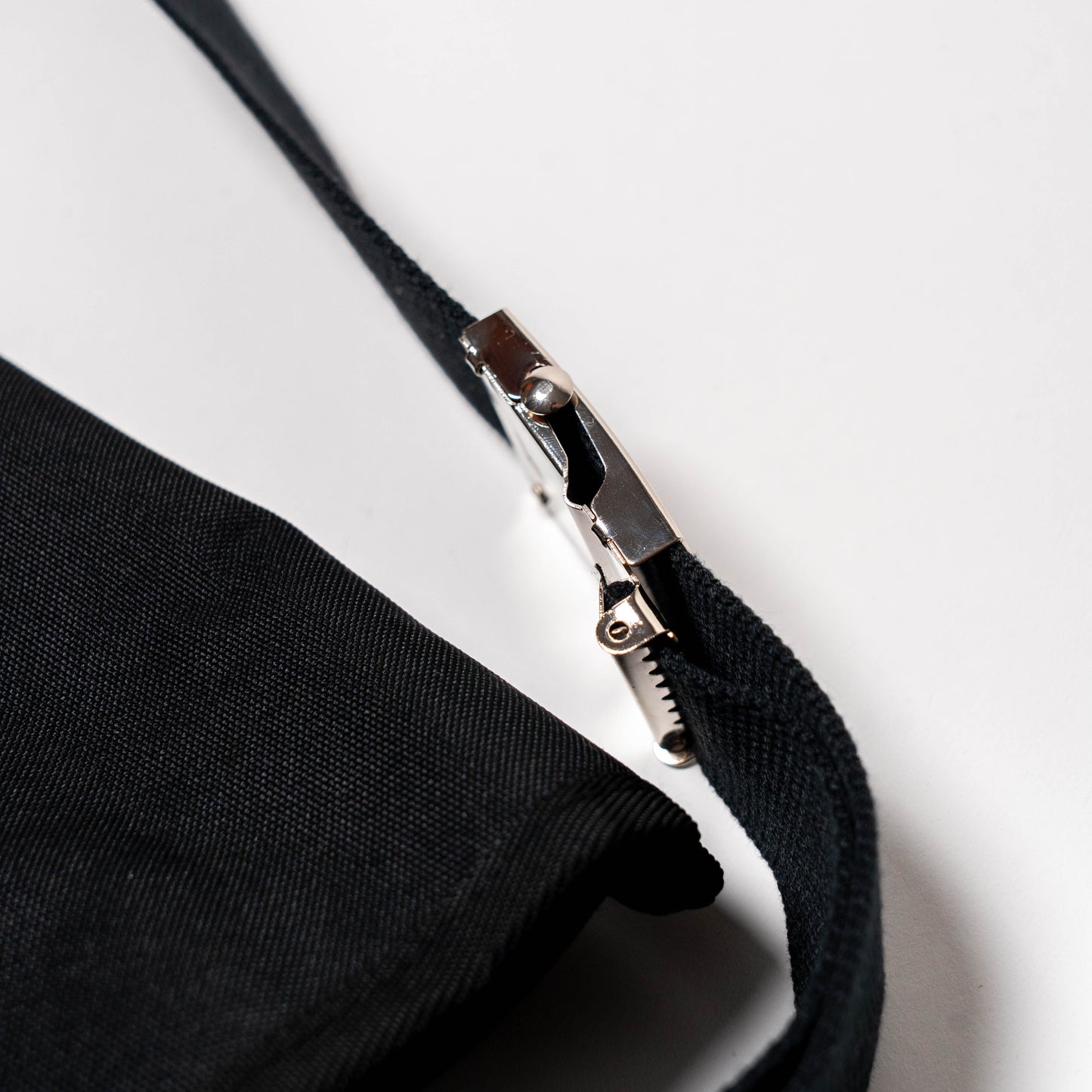 GACHA LARGE BAG　(BLACK)