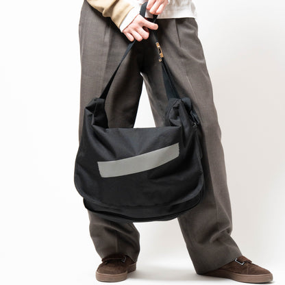 GACHA LARGE BAG　(BLACK)