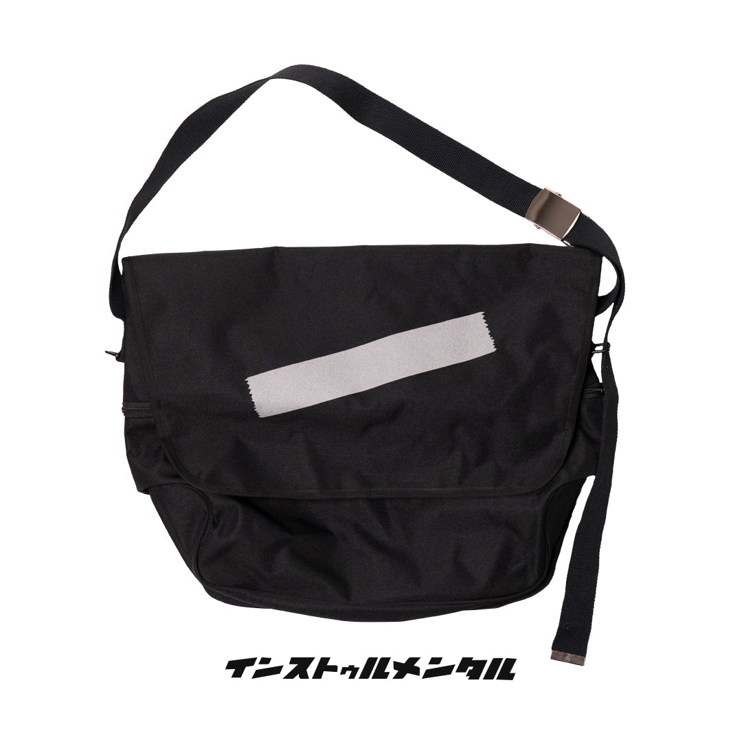 GACHA LARGE BAG　(BLACK)