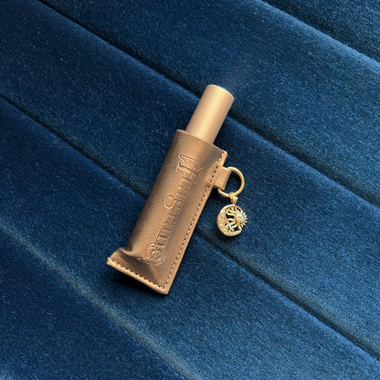 I fragrance amulet case《present》