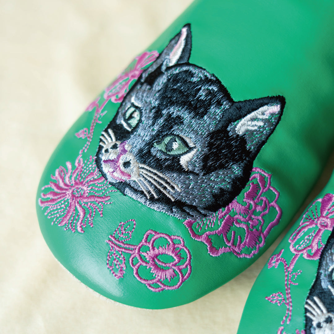 Nathalie Lete〉Embroidered Slipper Black cat – F.room ONLINE STORE