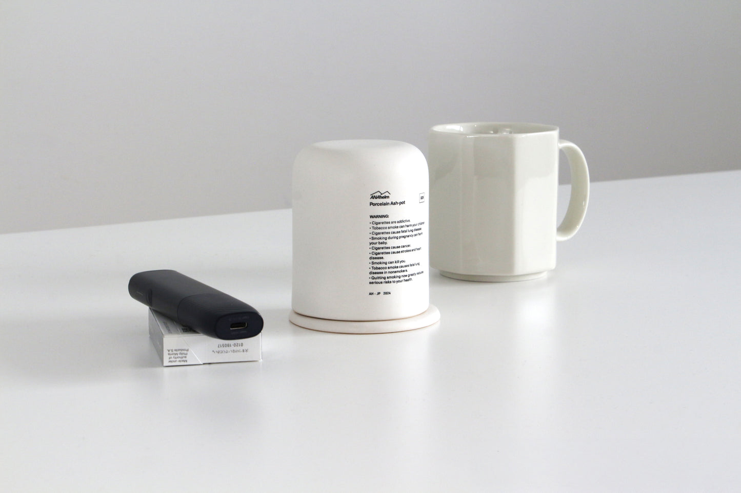 ANAheim Porcelain Ash-Pot "Ivory"